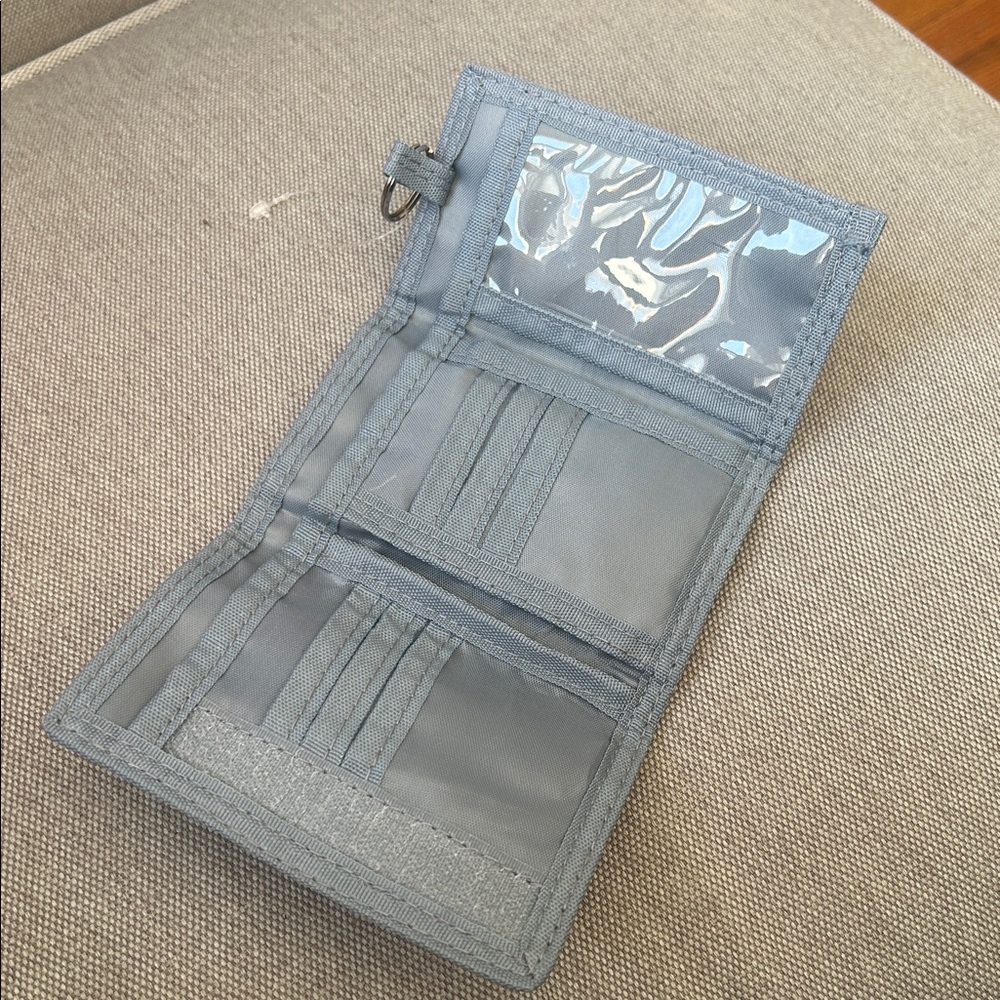 Pixel Pattern Keychain Wallet - Picture 7 of 8